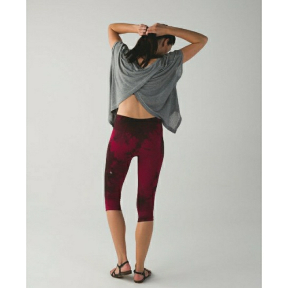 Lululemon In The Flow Crop II - Picture 2 of 9